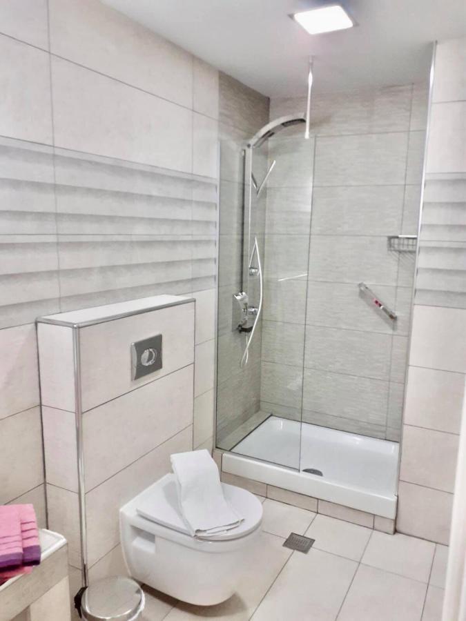 Avra Comfort Rooms Nea Poteidaia Eksteriør billede
