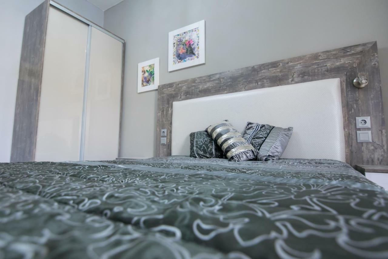 Avra Comfort Rooms Nea Poteidaia Eksteriør billede